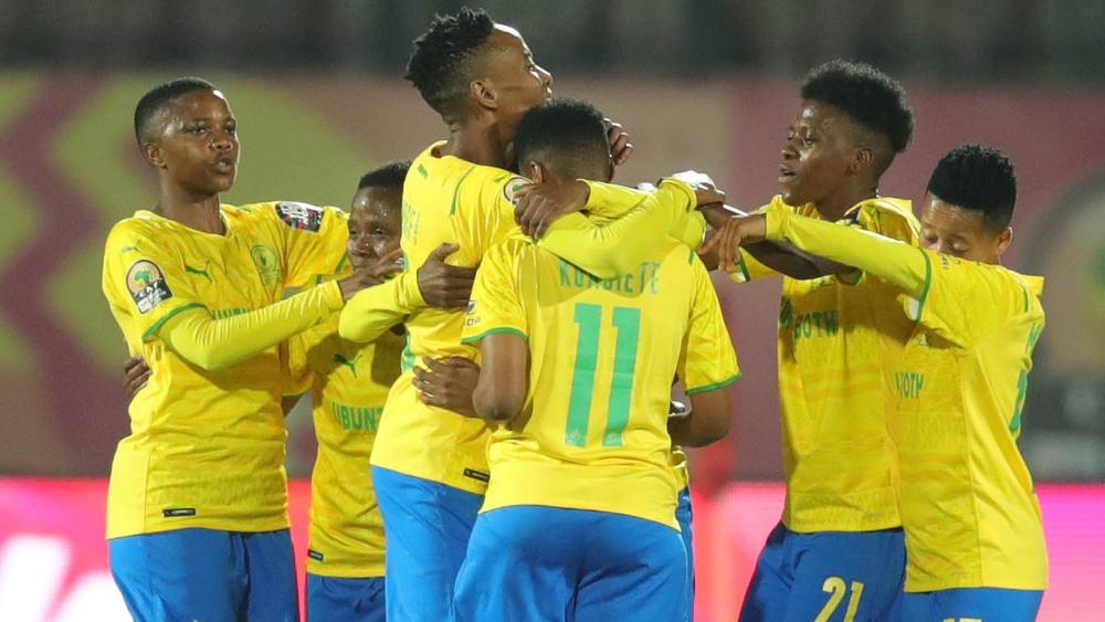 مدرب سان داونز للسيدات: "رأيت الجيش الملكي أكثر من مرة يحبون اللعب بطريقة مشابهة لنا ولذلك يجب أن نكون حذرين"