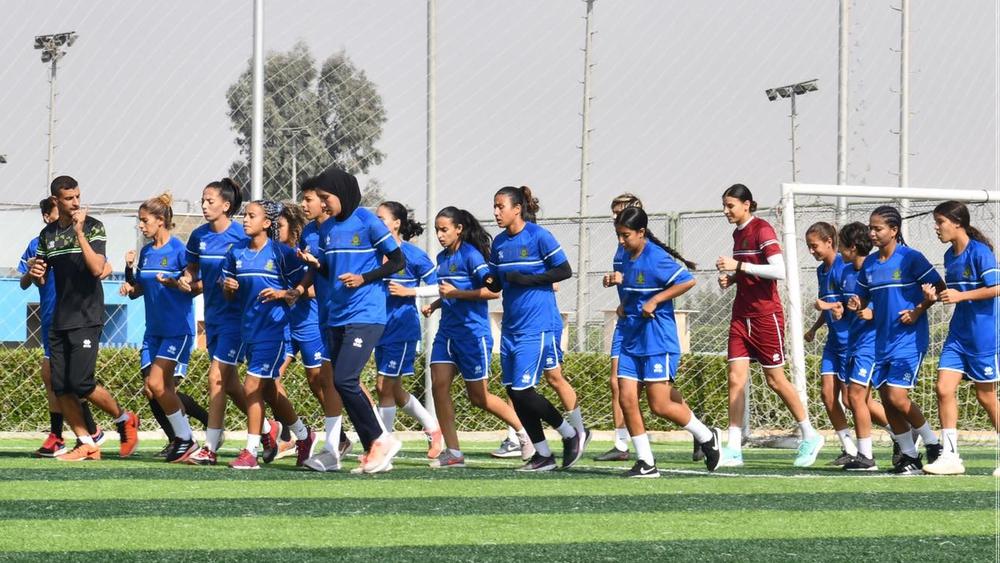 سيدات الجيش الملكي يختتمن استعداداتهن لمواجهة سان داونز غدا الجمعة