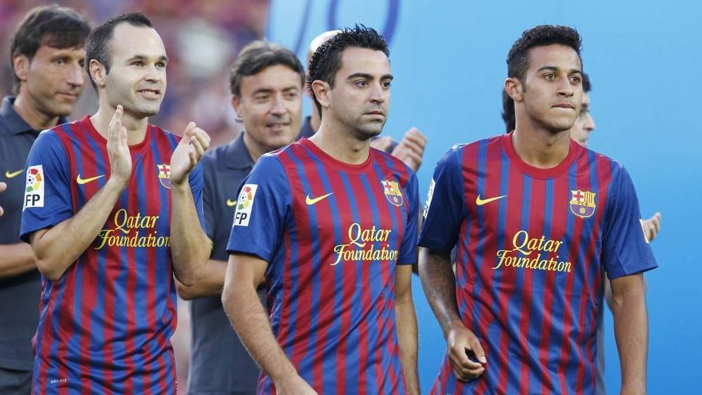 تشافي "معجب" بتياغو ألكانتارا ويرغب في "عودته" إلى برشلونة