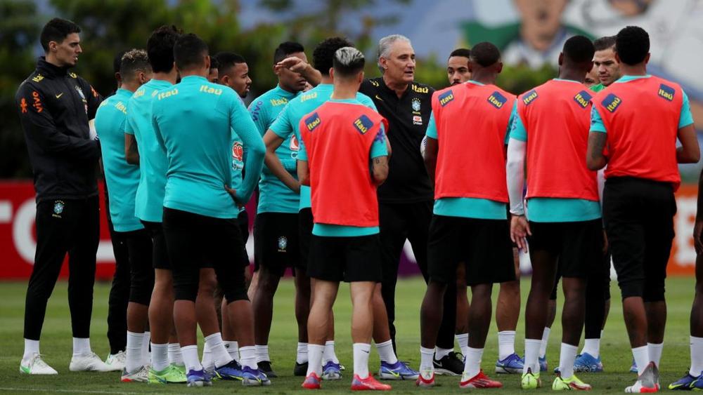 تيتي: "مواجهة البرازيل والأرجنتين لا تقل عن مباريات المونديال"