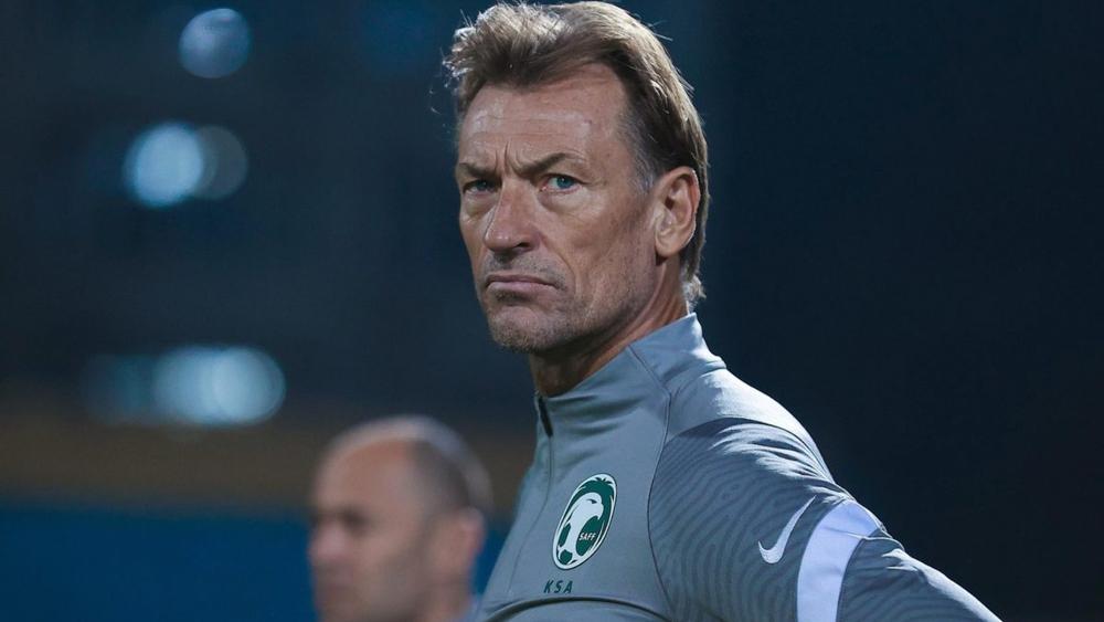 رونار يترك "قيادة" المنتخب السعودي في كأس العرب لمساعده ويؤكد: "سأشرف على التدريبات لكنني سأتابع مبارياتنا من المدرجات"