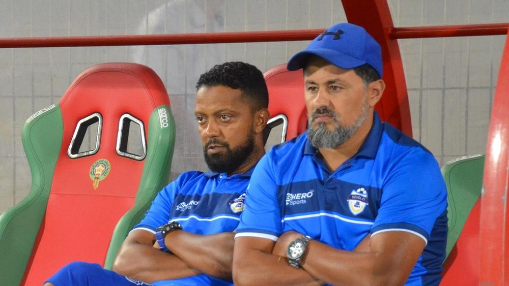 الحيمر يستدعي 18 لاعبا لمواجهة الوداد الرياضي