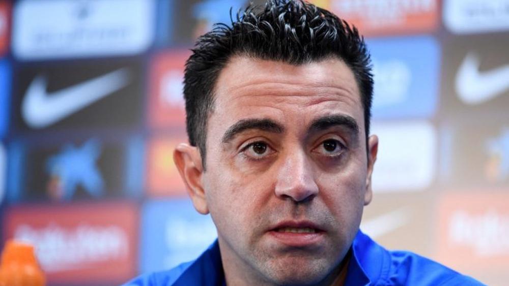 تشافي يعد ببذل قصارى جهده لتحسين نتائج برشلونة