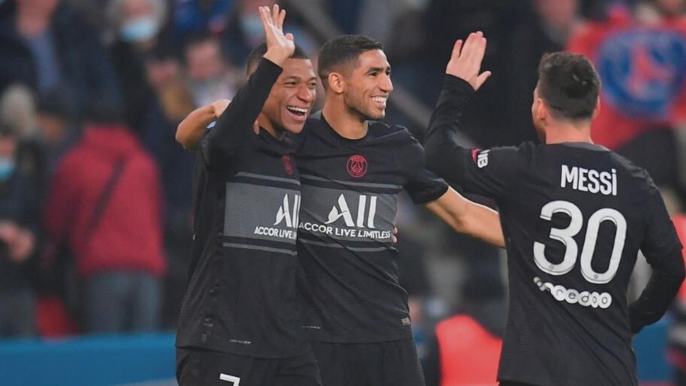 حكيمي عن هدف ميسي الأول في الدوري الفرنسي: "إنه أمر مهم له وأنا سعيد لأجله.. أتمنى أن يساعدنا في بلوغ الأهداف المسطرة"