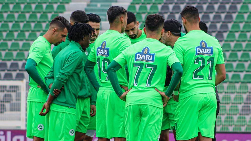 مولودية وجدة يتهاوى وجماهيره تَئِنُّ.. ضلَّ طريق الانتصارات وعجِز عن الفوز في آخر ست مباريات