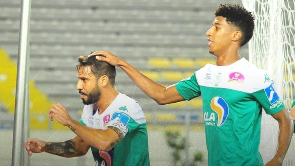 بعثة الرجاء تتوجه اليوم صوب آسفي مباشرة بعد انتهاء "التداريب الصباحية" وفيلموتس يترقب نتائج فحوصات أحداد وبنحليب