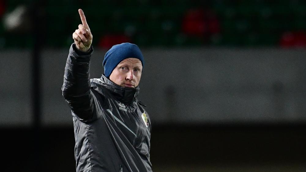 فاندنبروك بعد مواجهة "الماص": "سعيد جدا بالالتزام الكبير لدى اللاعبين.. نقطة خارج الميدان تبقى إيجابية"