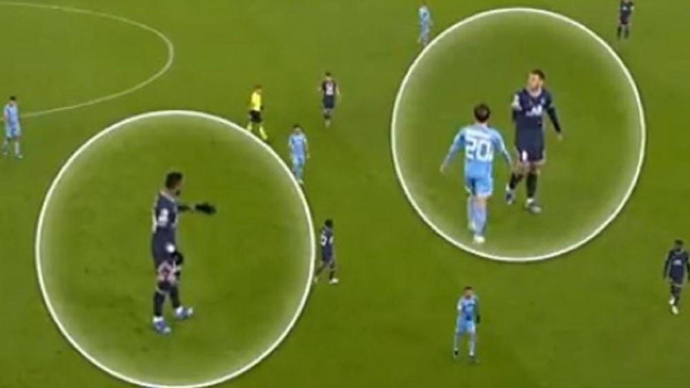 'شجار لفظي' بين نيمار وباريديس أثناء المباراة و'بيتي' يعلِّق: "بدأت أشعر بالغضب من سلوك بعض اللاعبين"