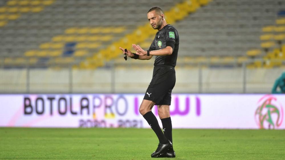 ثلاثة عرب بينهم المغربي رضوان جيد حاضرون في غرفة الفار بكأس العرب "فيفا قطر 2021"