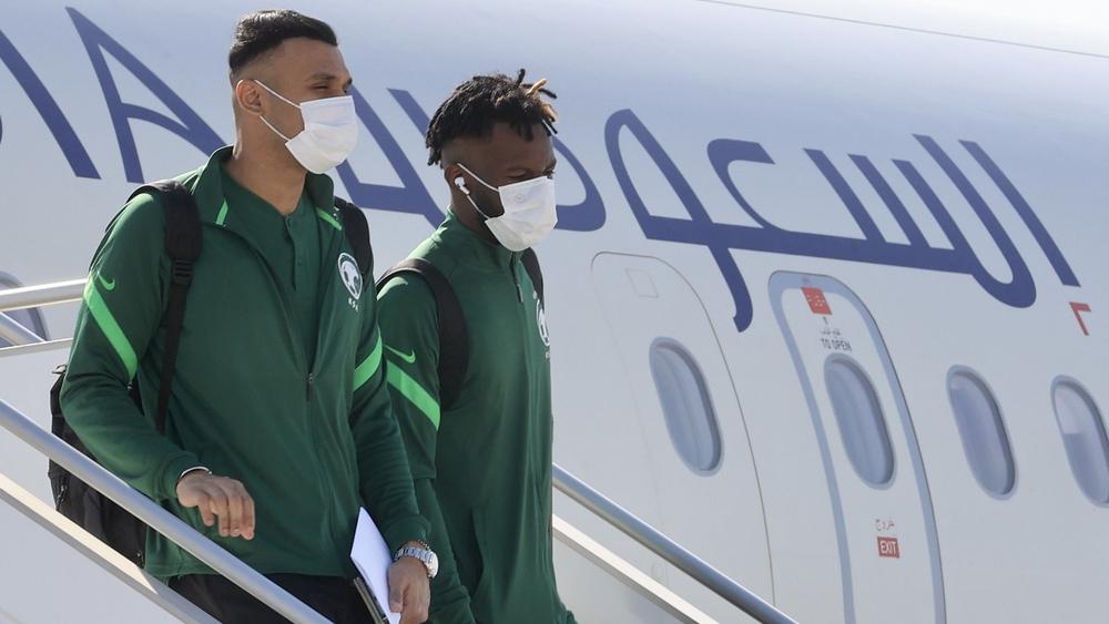 بعثة المنتخب السعودي تصل إلى الدوحة للمشاركة في "كأس العرب"