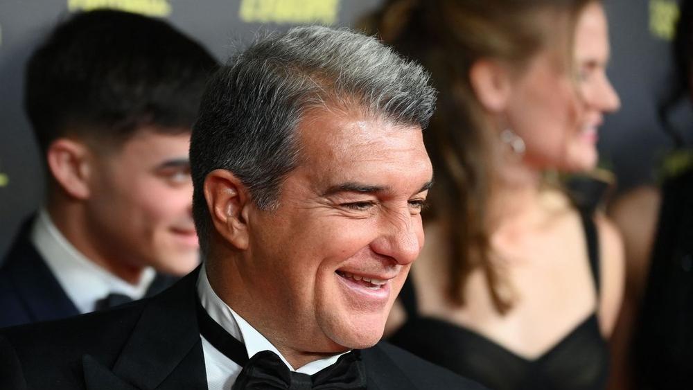 خوان لابورتا: "أنا سعيد للغاية بتتويج ليونيل ميسي"