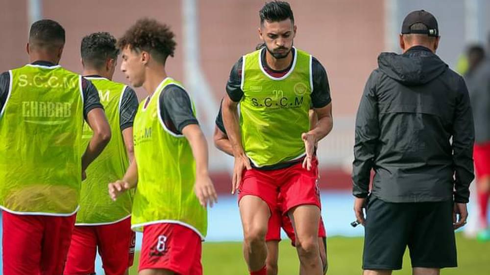 المستحقات المالية "العالقة" تدفع لاعبي شباب المحمدية للإضراب مجددا عن التداريب