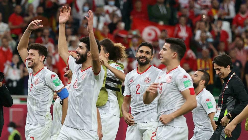 تونس إلى نصف نهائي "كأس العرب" بتغلبها على عمان وتضرب موعدا مع الفائز في مباراة مصر ضد الأردن