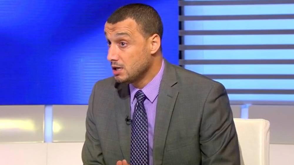 العفوي: "المنتخب المغربي كان دون المستوى فنيا والجزائر استحقت التأهل"