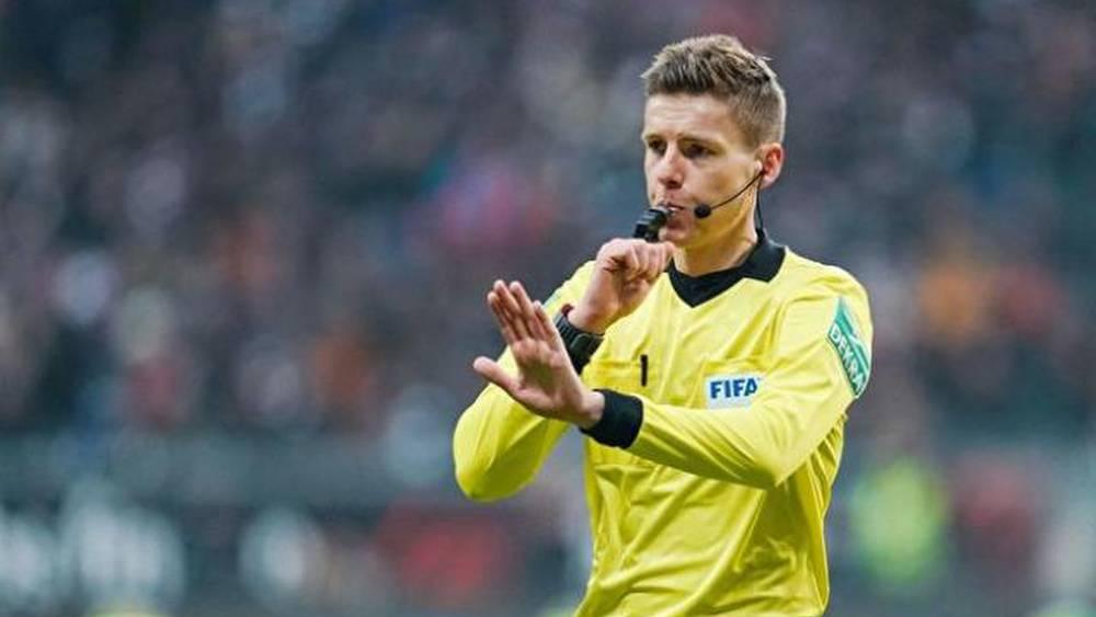 تعيين الألماني دانييل سيبرت حكما لنهائي كأس العرب بين تونس والجزائر