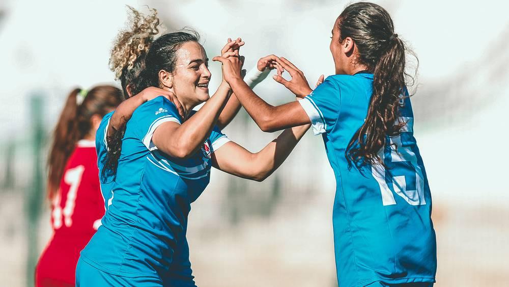 الفتح الرياضي يمطر شباك اتحاد فركلة بخماسية نظيفة ويحقق انتصاره الثامن في البطولة النسوية شطر 2 شمال