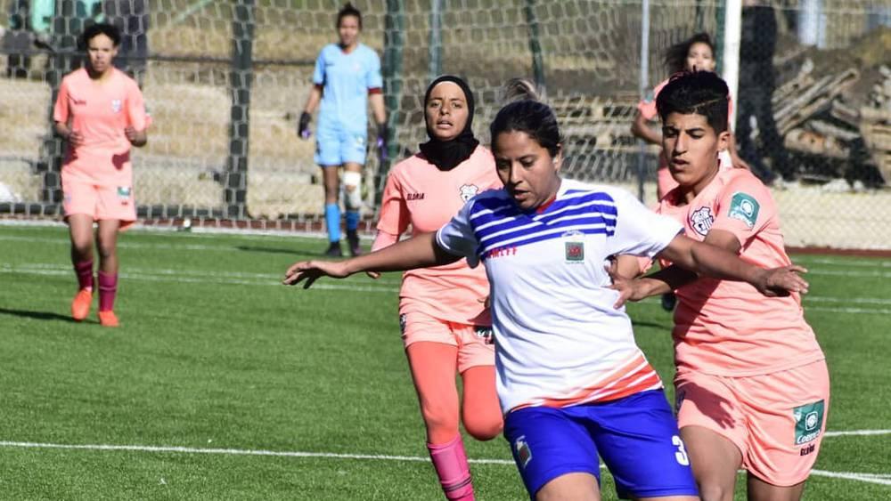 البطولة النسوية.. رجاء أيت إيعزة يتغلب على اتحاد أسا الزاك والتعادل (1-1) يحسم مواجهة نسيم سيدي مومن واتحاد طنجة