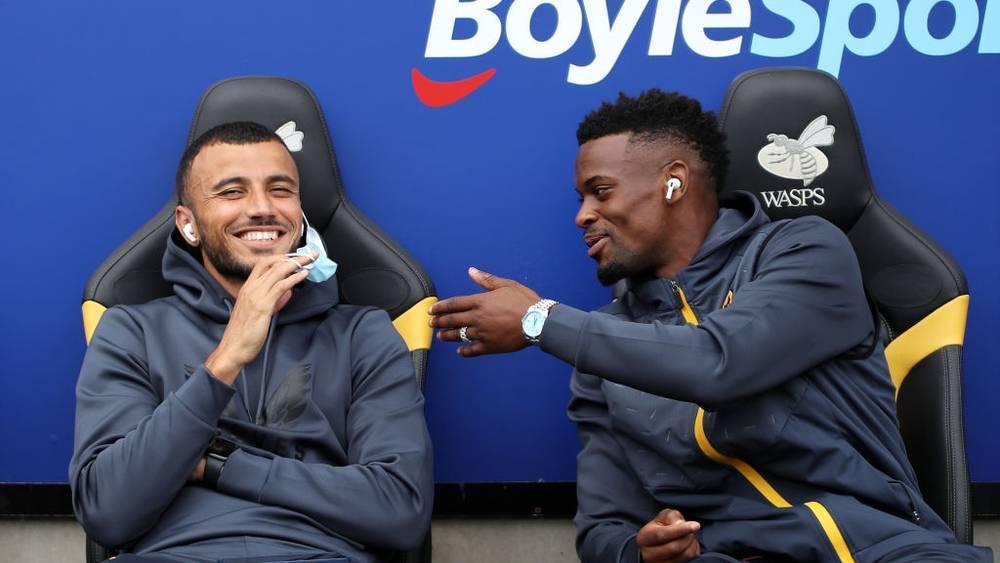 سايس لزميله سيميدو: "برشلونة انتهت يا صديقي.. لقد رحل عنها ميسي وغادرها الجميع"