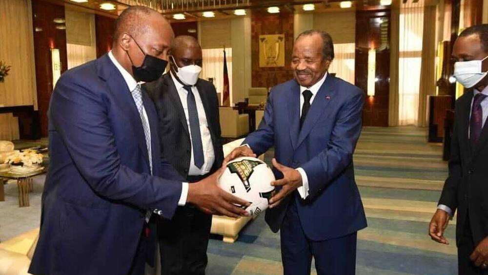 التطمينات بخصوص "الكان" تتواصل.. رئيس الكاميرون يلتقي موتسيبي ويؤكد: "كأس أمم أفريقيا في التاسع من الشهر المقبل"