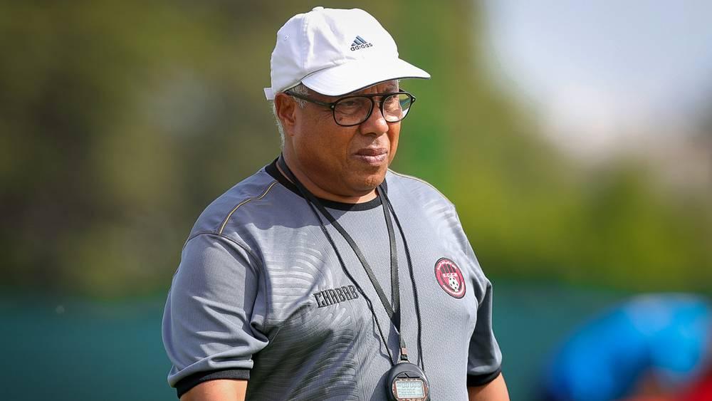 فاخر: "أهدينا لنهضة بركان هدفا بعد دقيقتين من انطلاق الشوط الثاني والحظ لم يساعدنا على الانتصار"