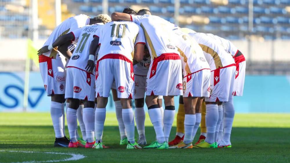 تشكيلة الوداد في مواجهة الفتح.. الركراكي يعتمد على الداودي وحيمود ومبينزا يقود الخط الأمامي إلى جانب شراشم وبنيشو