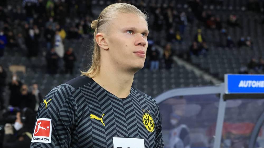 هالاند لبعض الجماهير في ماربيا: "سألعب هنا في إسبانيا"