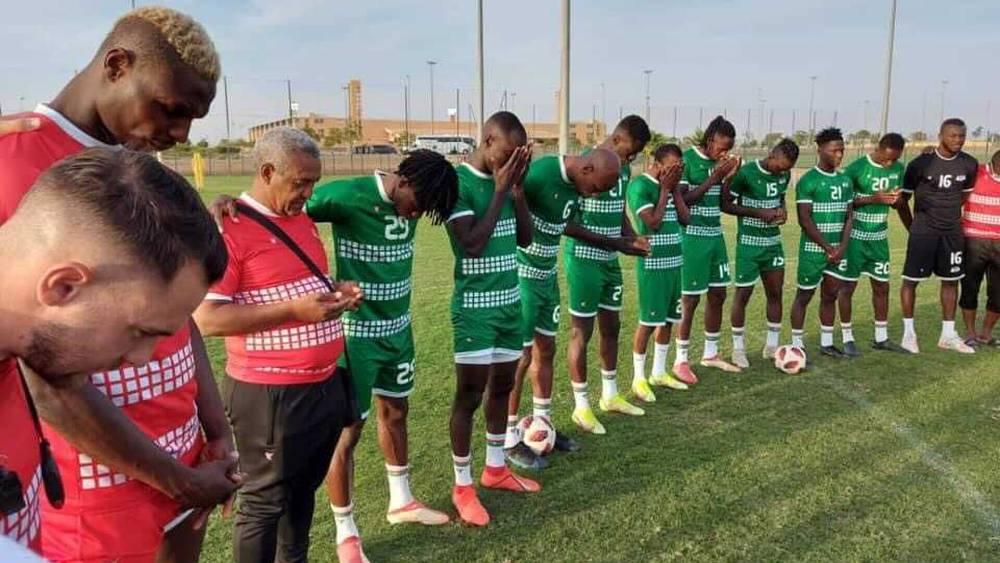 مؤكدةً تلاعب فريق "مجهول الهوية" بنتائج تحاليل كورونا للاعبيها.. بوركينا فاسو تهدد بمقاطعة افتتاح الـ"كان" وتطالب الـ"كاف" بإجراء فحوصات جديدة