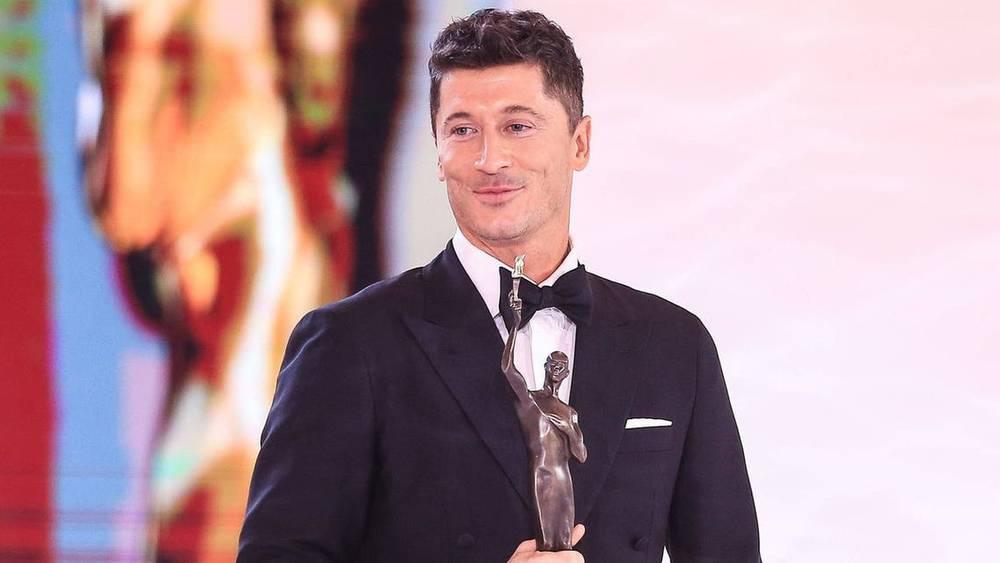 ليفاندوفسكي يفوز بجائزة أفضل شخصية رياضية في بولندا لسنة 2021