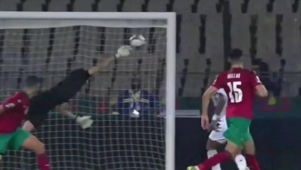 "الكاف" يختار تصدي بونو أمام غانا الأفضل في مباريات أمس الإثنين