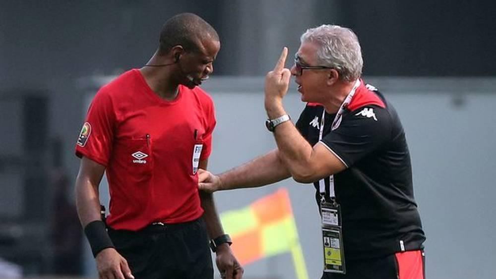 تونس تتقدم بإجراءات قانونية ضد حكم مباراة مالي