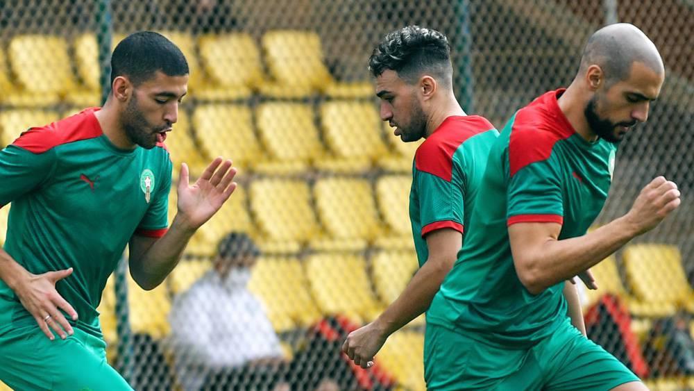 المنتخب الوطني يجري حصة تدريبية في ملحق ملعب "أوليمبي" بغياب العكوش