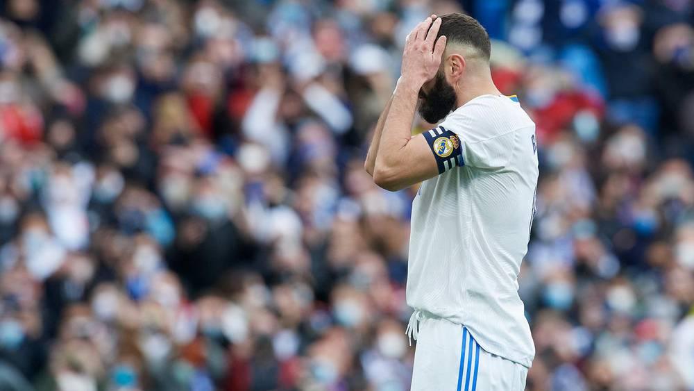 منزل كريم بنزيما يتعرض للسرقة في يوم إهداره ركلة جزاء وخروجه مصابا