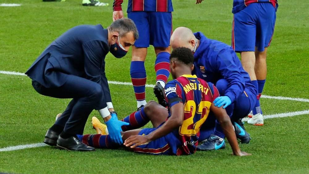 أنسو فاتي يرفض الخضوع لعملية جراحية بعد إصابته أمام بلباو