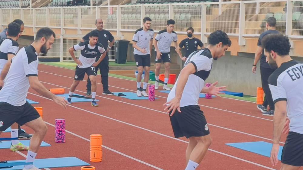 الحصة ما قبل الأخيرة لمصر استعدادا لملاقاة المغرب.. انضمام "الونش" للتداريب الجماعية والشناوي يبدأ برنامجه العلاجي