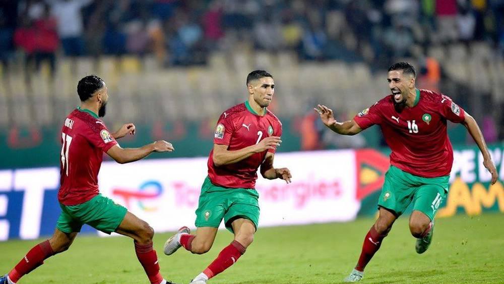 لاعبون مصريون سابقون يُحذّرون من حكيمي وبوفال ويعتبرونهما من أسلحة المنتخب المغربي