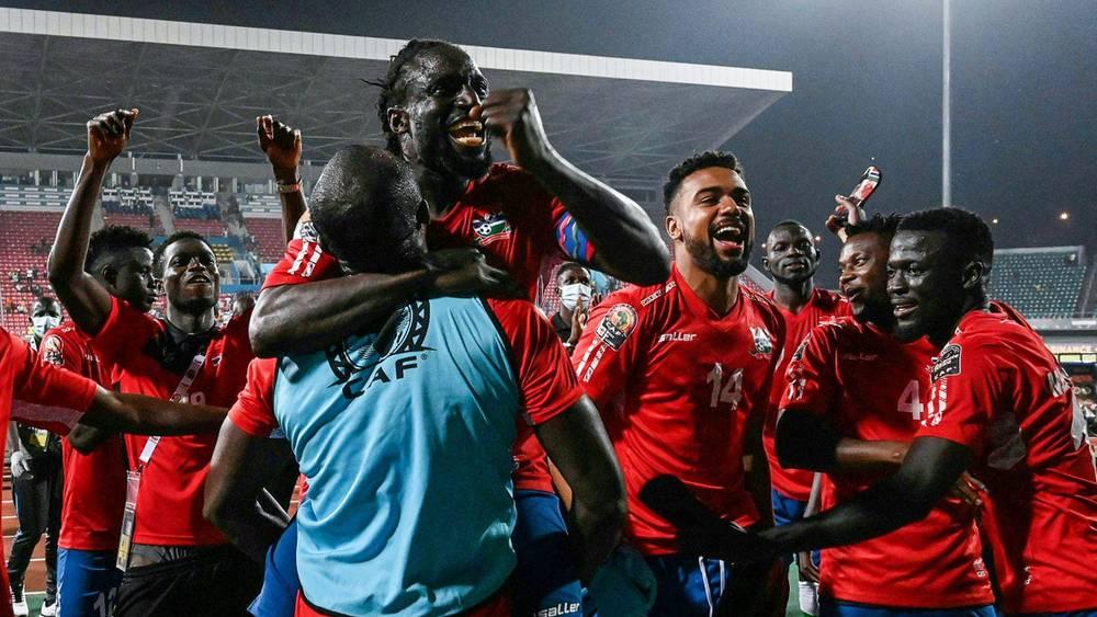 الاتحاد الغامبي "يحفِّز" لاعبيه بـ 15 ألف دولار أمريكي للفوز على الكاميرون