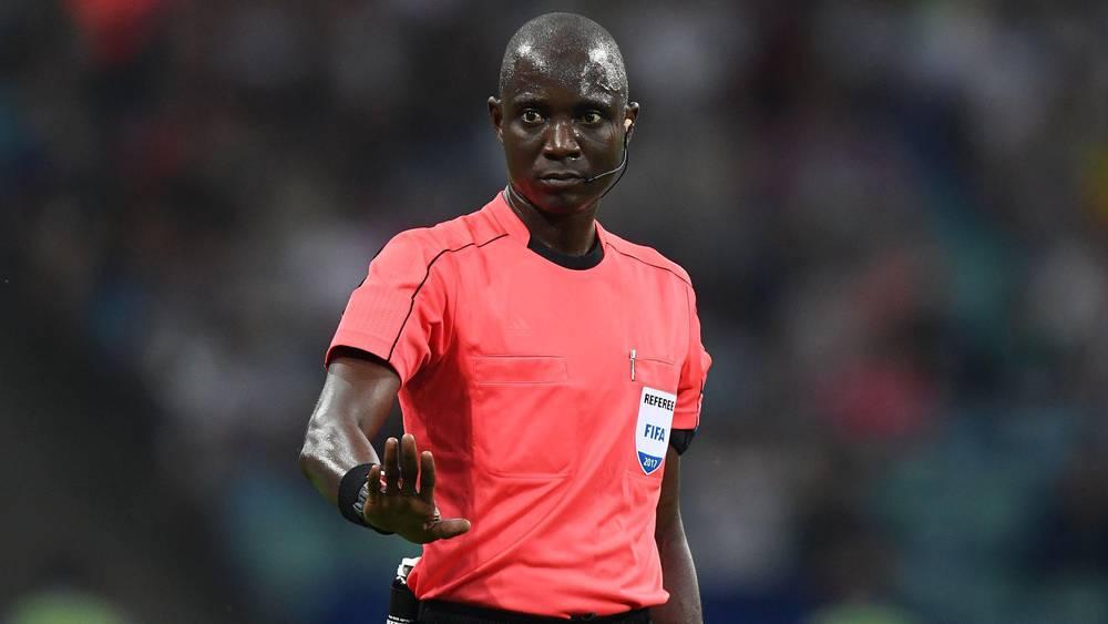 رسميا/ الاتحاد المصري يحتج على تعيين الغامبي غاساما لقيادة مواجهة "الفراعنة" والكاميرون في نصف نهائي "الكان"