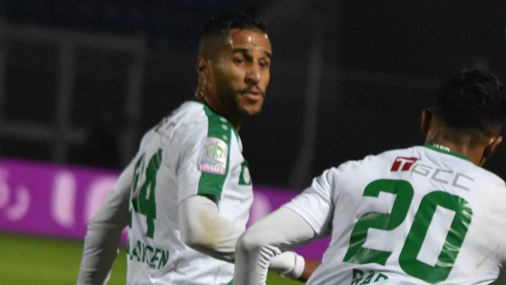 الدفاع الحسني الجديدي يحسم "ديربي دكالة عبدة" لصالحه وحمزة خابا يضيع ركلة جزاء في "الوقت القاتل"