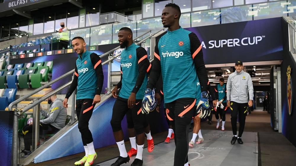 زياش يهنئ السنغالي ميندي بإحراز كأس أمم أفريقيا "طوطال إنيرجي" 2021