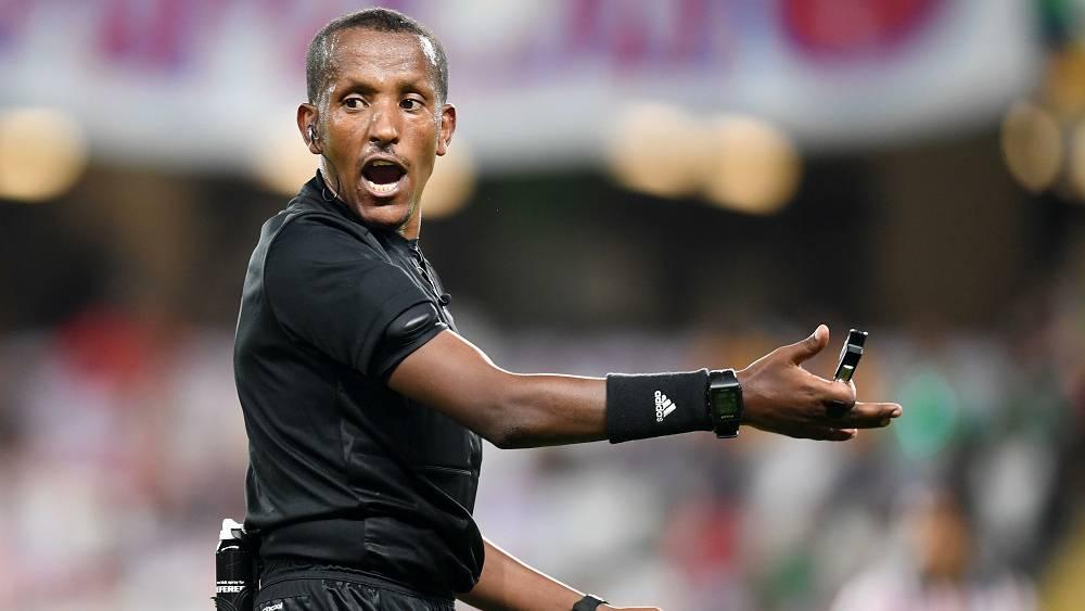 "الكاف" يعين الحكم الإثيوبي باملاك تيسيما لقيادة مواجهة الرجاء وأمازولو الجنوب أفريقي في دوري أبطال أفريقيا