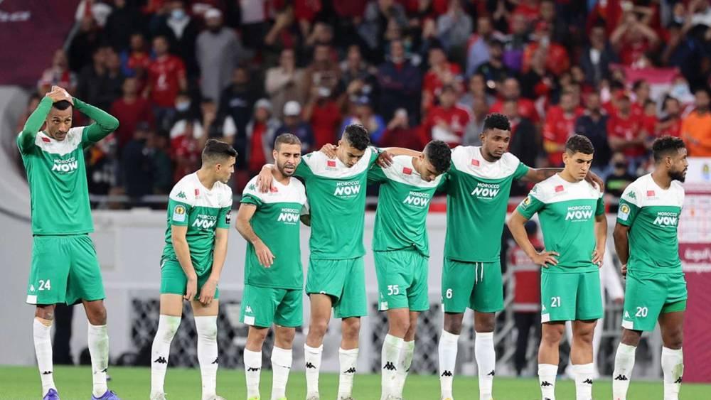 أبرزها الاصطدام بوفاق سطيف في الجزائر ومواجهة حوريا كوناكري.. الرجاء يخوض 6 مباريات في ظرف 19 يوما 3 منها بدوري الأبطال ومثلها في البطولة