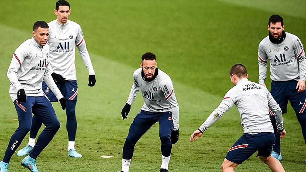 نيمار يعود لتداريب باريس سان جيرمان قبل مواجهة ريال مدريد في دوري الأبطال