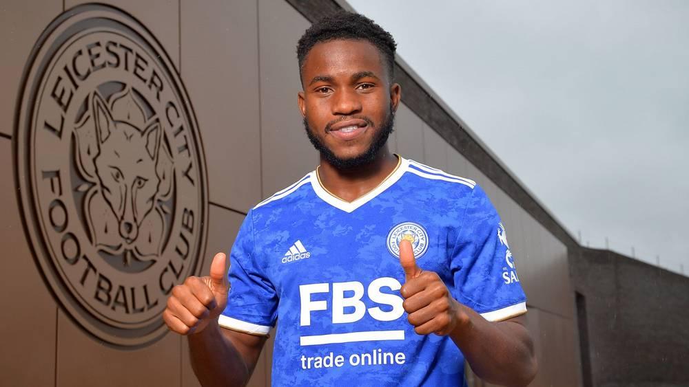 بعد انتظاره اللعب لإنجلترا.. لوكمان يختار رسميا تمثيل منتخب نيجيريا