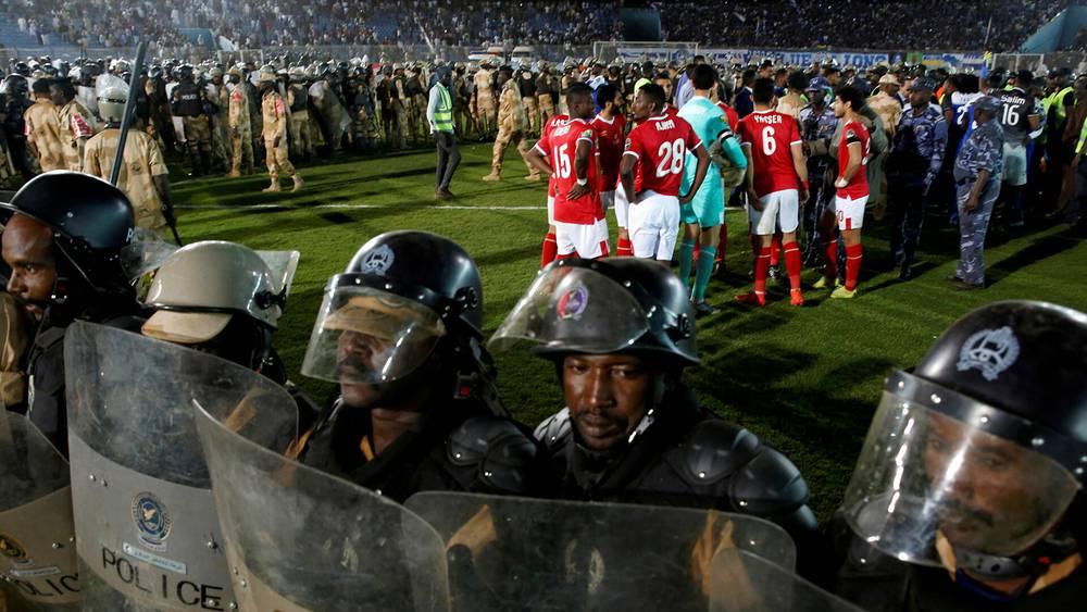 الاتحاد المصري عن إقامة مباراة الهلال السوداني بدون جمهور: "الـ'كاف' يستجيب لطلبنا بحماية فريق الأهلي!"