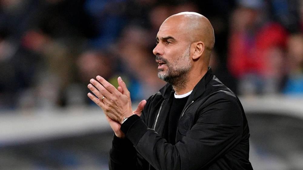 غوارديولا يشيد بالطيار "الرائع" بعد العودة من لشبونة