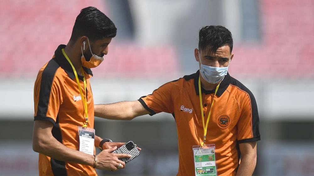 نهضة بركان يتسلح بفكاك والبحري أمام أسيك ميموزا وحضور رسمي للفحلي