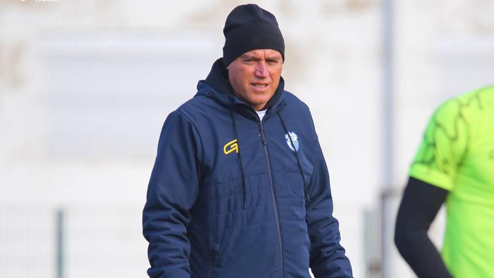 غاموندي: "هناك شيء ما يحدث في الفريق.. ليس لدي تفسير وأُقدّم اعتذاري للجماهير"