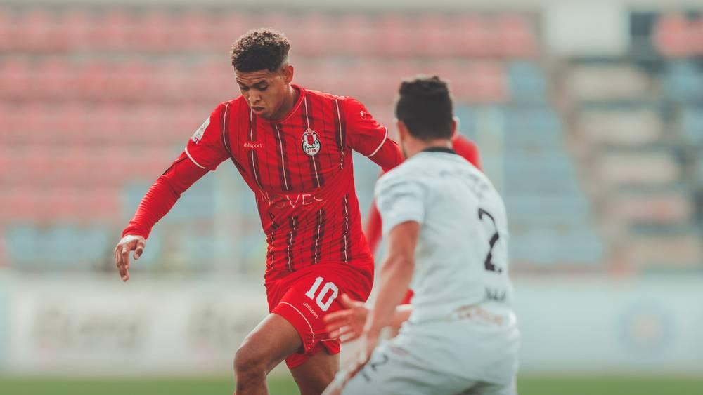 في أول مباراة بحضور الجماهير.. أولمبيك آسفي يقلب تأخره أمام الفتح الرياضي إلى انتصار (2-1)