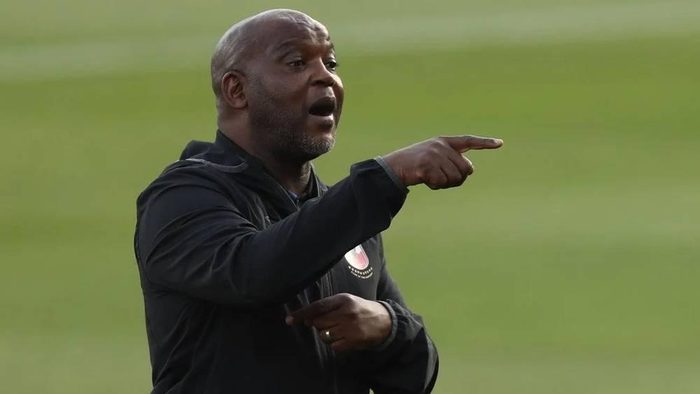 موسيماني يشكو التحكيم بعد الخسارة أمام سان داونز ويطالب باعتماد الـ"VAR" في دور المجموعات لدوري الأبطال