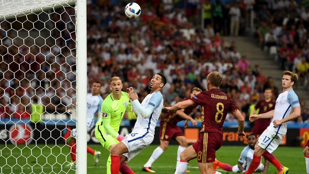 إنجلترا تُعلن عدم خوض أي مباراة أمام المنتخب الروسي